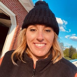 Meet your Posher, April